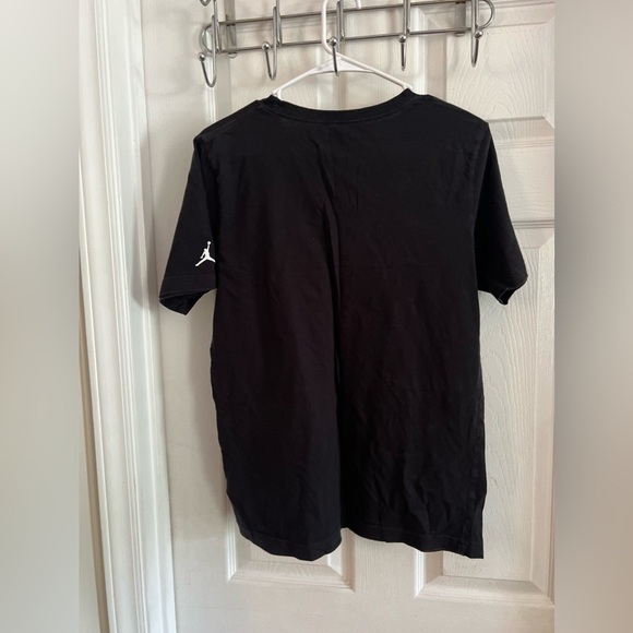 air jordan jumpman Graphic T-shirt Teenager 13-15 Yrs Old Men’s Small Black Red - Picture 4 of 7